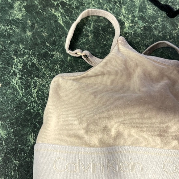 Calvin Klein Bralette Set - Green, Red, Cream, Gray skinny adjust strap - Picture 4 of 6